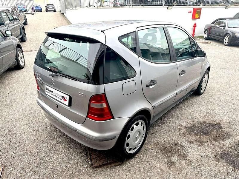 Usata Mercedes A170 Classic 90 CV (66 kW) 2000 Argento Berlina