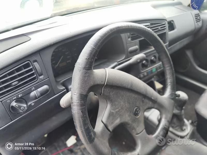 Usata VW Golf III 75 CV (55 kW) 1994 Beige Berlina