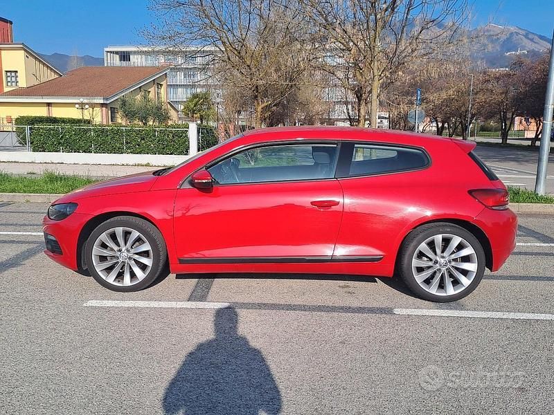 Usata VW Scirocco 122 CV (89 kW) 2010 Rosso Coupé