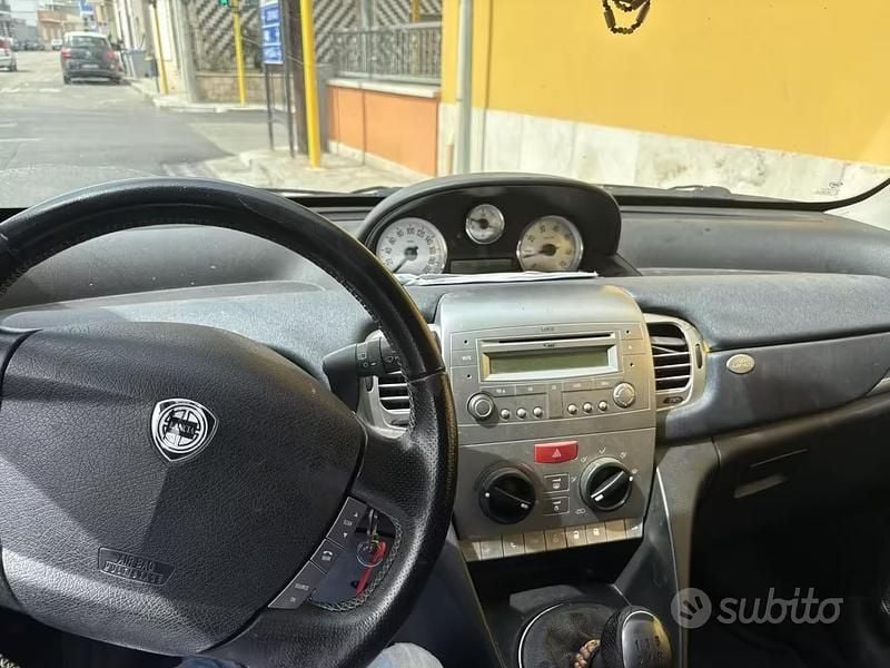 Usata Lancia Ypsilon 75 CV (55 kW) 2008 Utilitaria