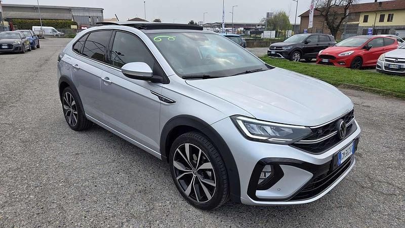 Usata VW Taigo R-line 110 CV (80 kW) 2023 Reflex silver SUV