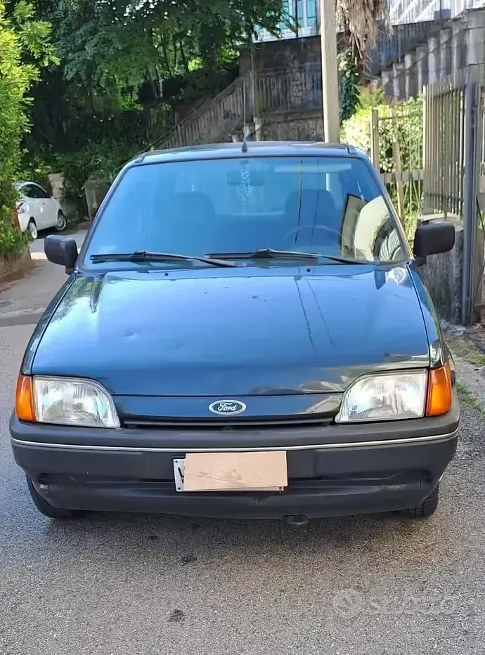Usata Ford Fiesta 58 CV (42 kW) 1992 Verde Utilitaria