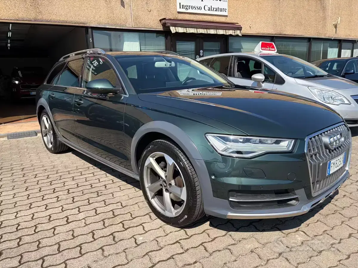 Usata Audi A6 Allroad Business 272 CV (200 kW) 2018 Verde Station wagon
