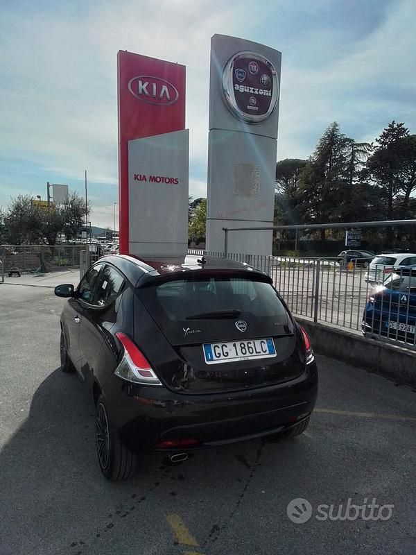 Usata Lancia Ypsilon S 69 CV (50 kW) 2021 Nero Utilitaria