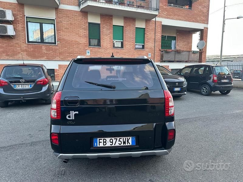 Usata DR DR6 126 CV (92 kW) 2016 Nero SUV