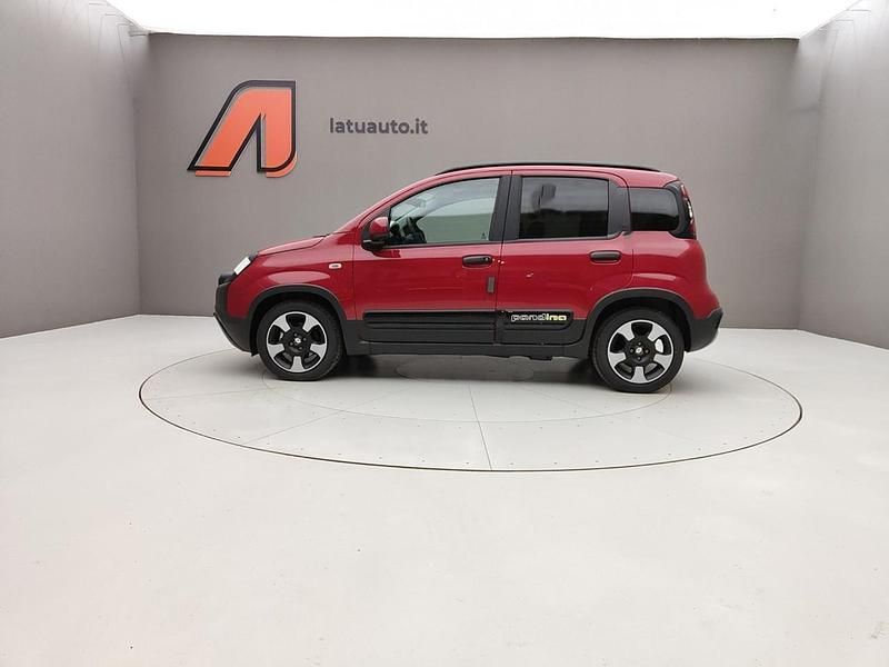 Usata Fiat Panda Cross Cross 70 CV (51 kW) 2025 Rosso Utilitaria