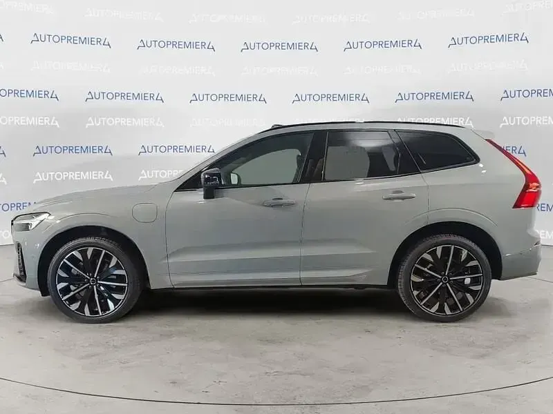 Nuova Volvo XC60 Ultra 336 CV (247 kW) 2026 Grigio SUV