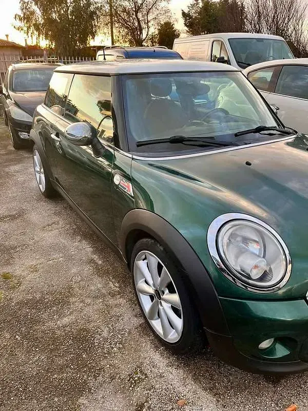 Usata Mini Cooper D 111 CV (81 kW) 2011 Utilitaria