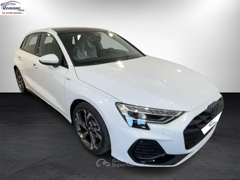 Nuova Audi A3 Ambiente 151 CV (111 kW) 2025 Bianco Berlina
