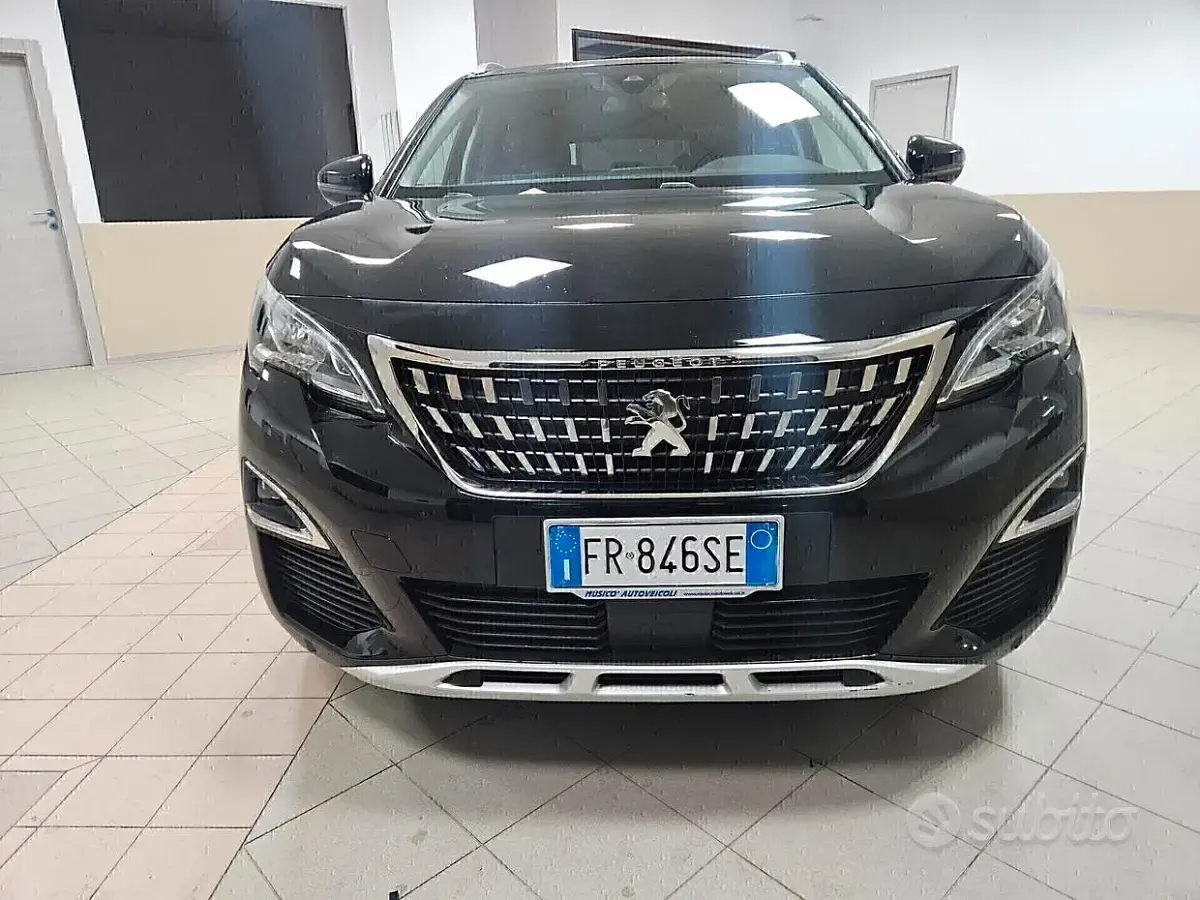 Usata Peugeot 3008 Allure 131 CV (96 kW) 2018 Nero SUV