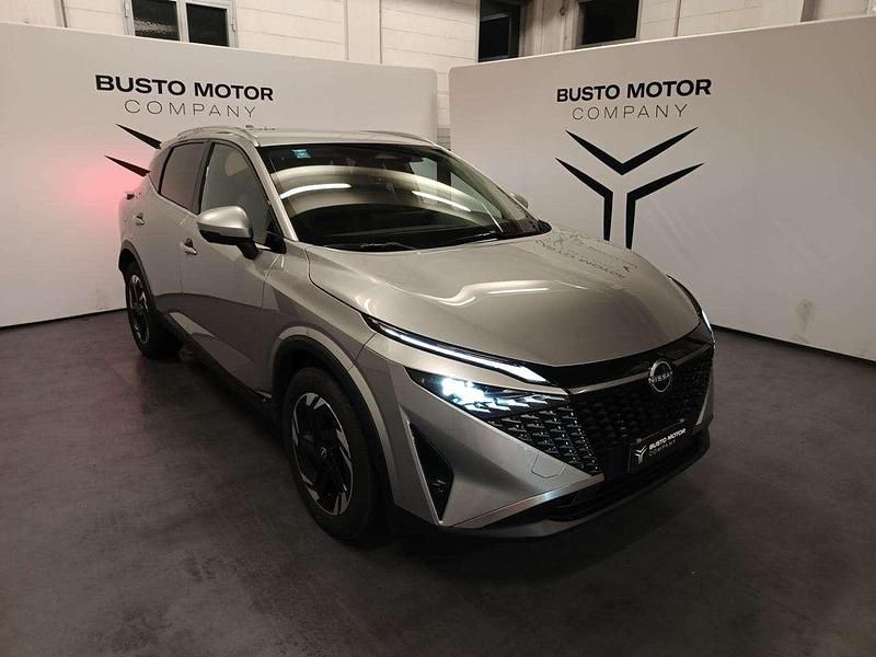 Argento / metallizzato Usata 2025 Nissan Qashqai N-Connecta SUV | 26.450 € (Buon prezzo) - Immagine 1/4