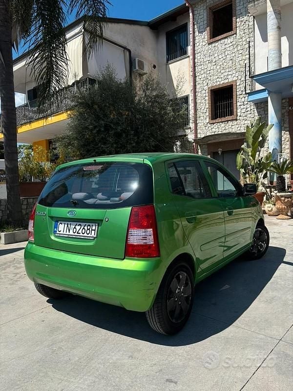 Usata Kia Picanto EX 65 CV (47 kW) 2005 Utilitaria