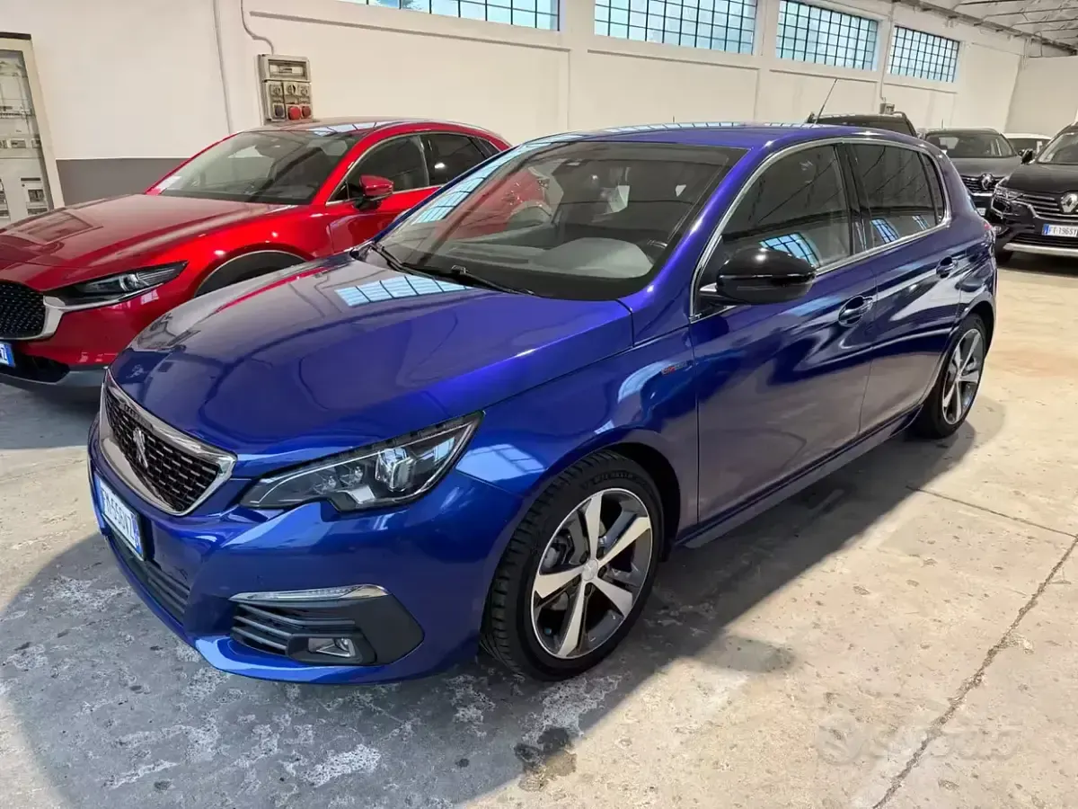 Usata Peugeot 308 GT-line 131 CV (96 kW) 2018 Bluazzurro Berlina