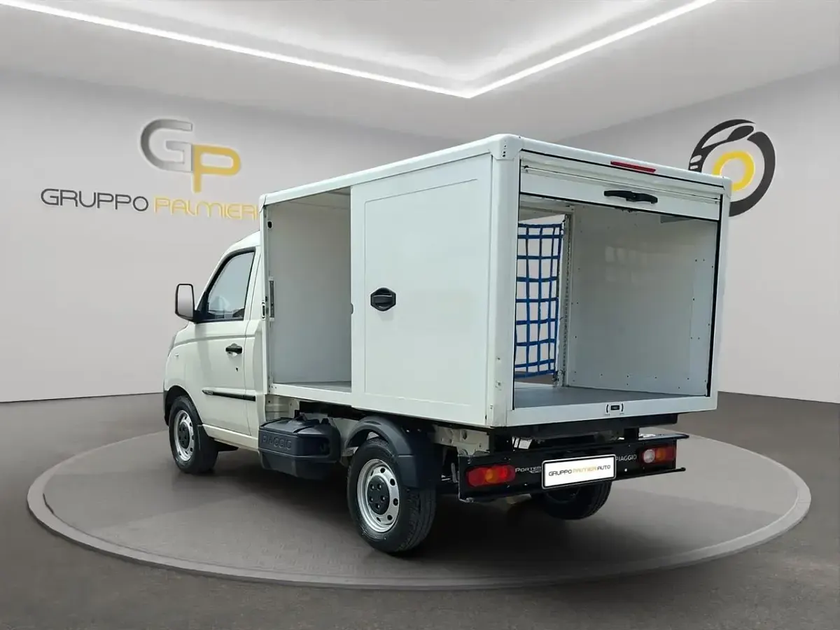 Usata Piaggio Porter 101 CV (74 kW) 2024 Bianco