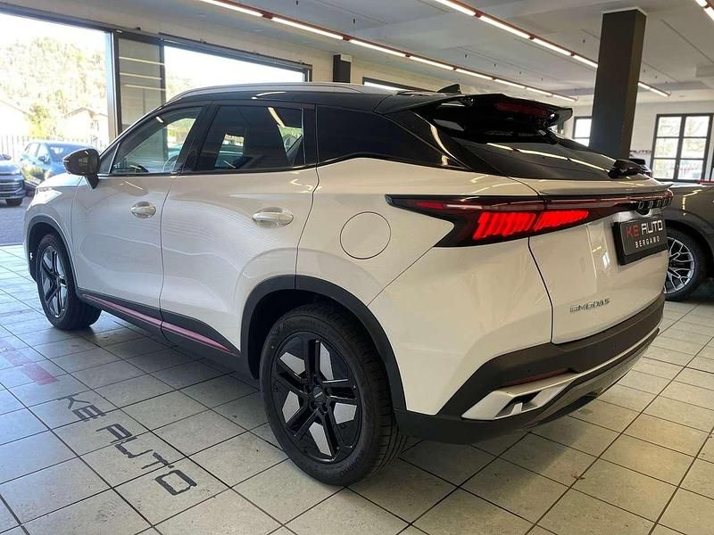 Usata Omoda 5 147 CV (108 kW) 2024 Bianco SUV