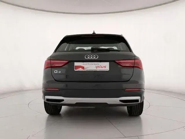 Usata Audi Q3 Advanced Plus 150 CV (110 kW) 2023 Grigio atomico metallizzato SUV