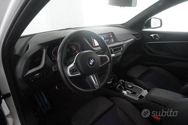 Usata BMW 118 M Sport 149 CV (109 kW) 2024 Bianco Utilitaria