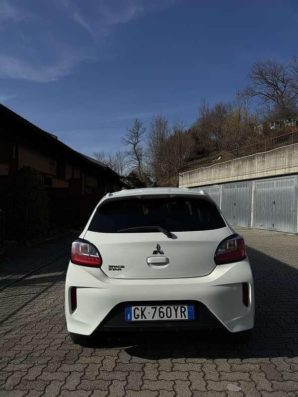 Usata Mitsubishi Space Star Invite 71 CV (52 kW) 2022 Bianco Utilitaria