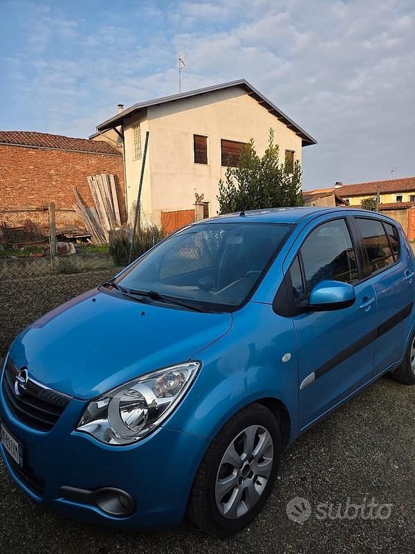 Usata Opel Agila Enjoy 86 CV (63 kW) 2008 Blu Utilitaria