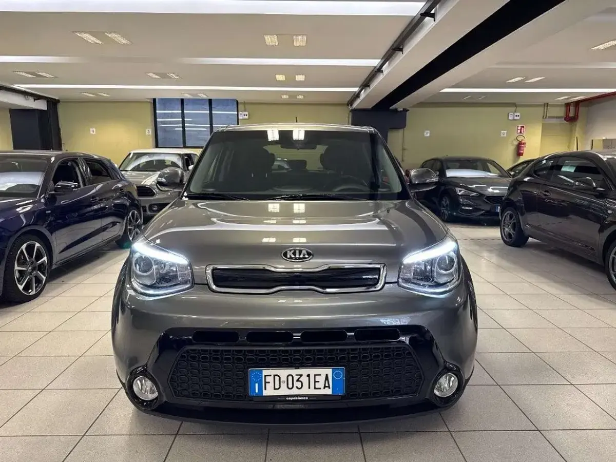 Usata Kia Soul 128 CV (94 kW) 2016 Grigio SUV