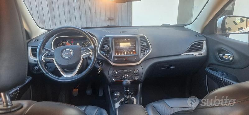 Usata Jeep Cherokee 140 CV (102 kW) 2016 Bianco SUV