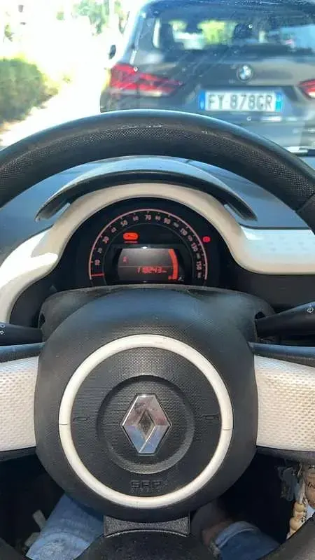 Usata Renault Twingo SE 71 CV (52 kW) 2015 Utilitaria