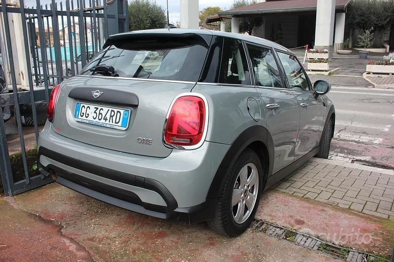 Usata Mini Cooper 75 CV (55 kW) 2021 Grigio Utilitaria