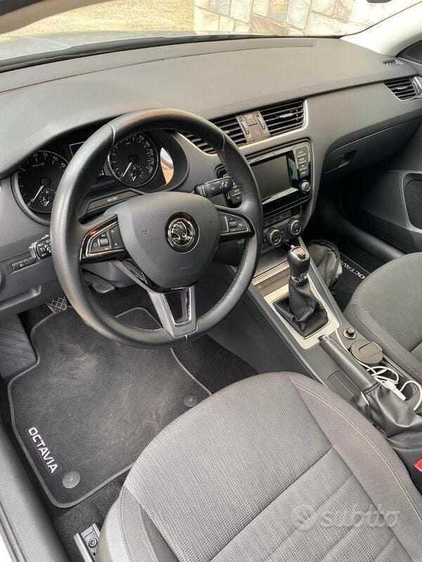 Usata Skoda Octavia 150 CV (110 kW) 2014 Berlina