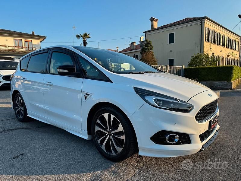 Usata Ford S-MAX Business Edition 150 CV (110 kW) 2019 Bianco Monovolume