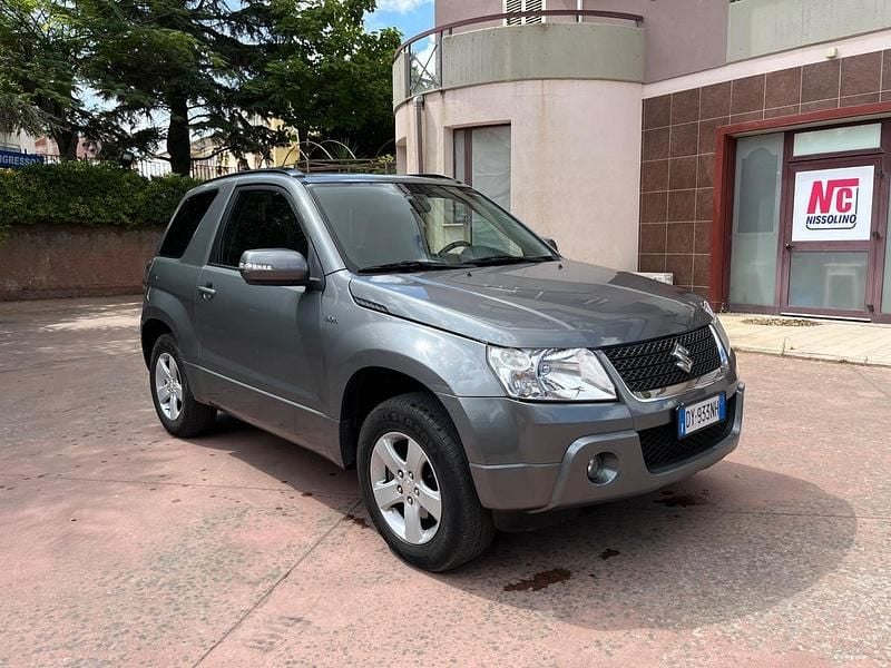 Usata Suzuki Grand Vitara 129 CV (94 kW) 2009 Grigio SUV