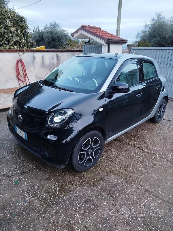 Usata Smart ForFour 71 CV (52 kW) 2015 Utilitaria