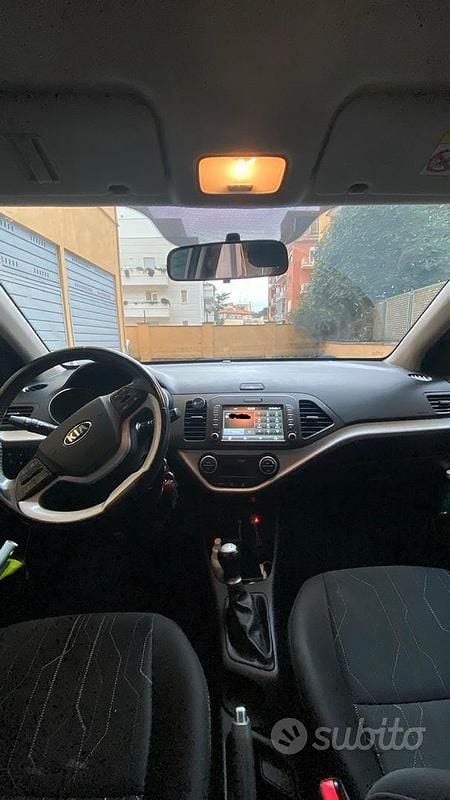 Usata Kia Picanto Active 65 CV (47 kW) 2019 Grigio Utilitaria