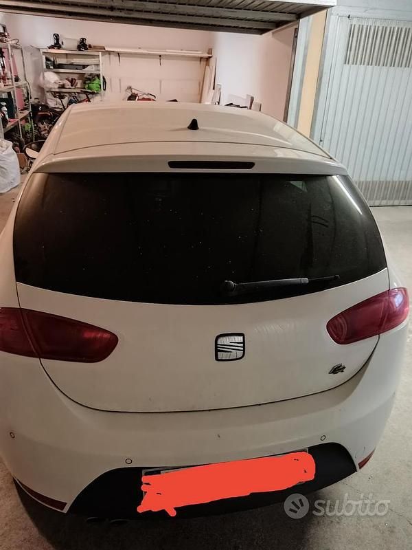 Usata Seat Leon FR 170 CV (125 kW) 2011 Bianco Berlina