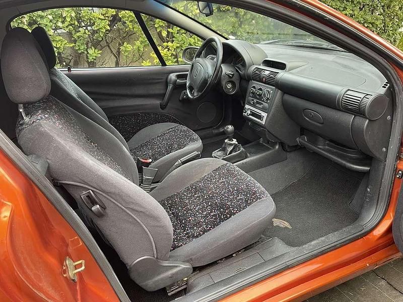 Usata Opel Tigra 90 CV (66 kW) 1997 Coupé