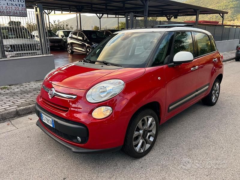 Rosso Usata 2014 Fiat 500L Lounge Monovolume | 7499 € (Cara) - Immagine 1/4
