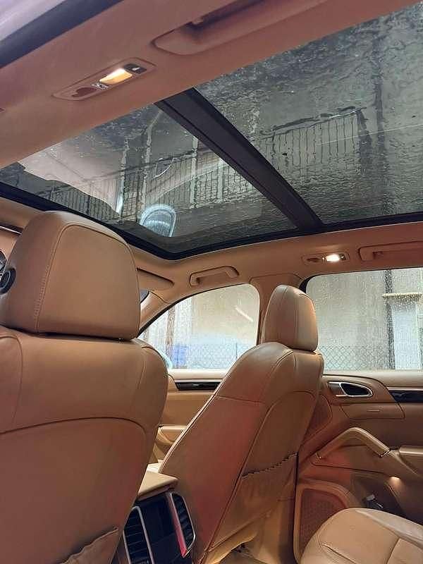 Usata Porsche Cayenne 245 CV (180 kW) 2013 Bianco SUV