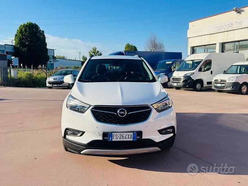 Usata Opel Mokka X Business 120 CV (88 kW) 2019 Bianco SUV