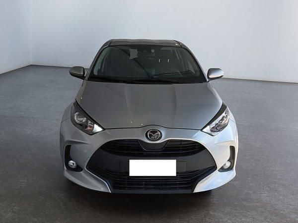 Usata Mazda 2 Comfort 116 CV (85 kW) 2022 Argento Utilitaria