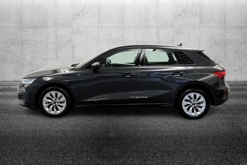 Usata Audi A3 e-tron Design 204 CV (150 kW) 2022 Grigio metallizzato Utilitaria