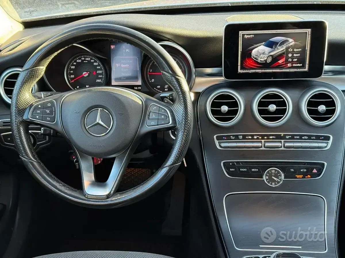 Begagnad Mercedes C220 170 HK (125 kW) 2016 Grå Sedan