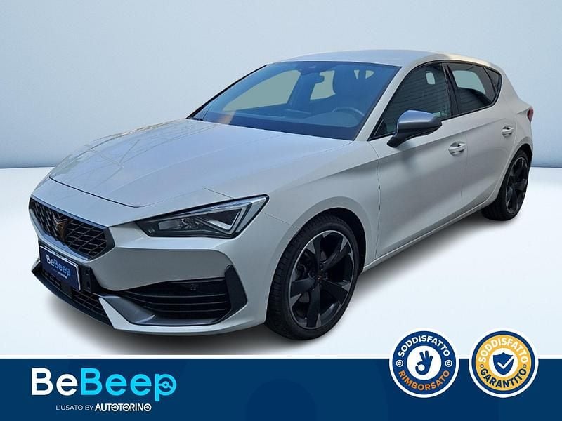 Usata Cupra Leon 150 CV (110 kW) 2024 Bianco pastello Berlina