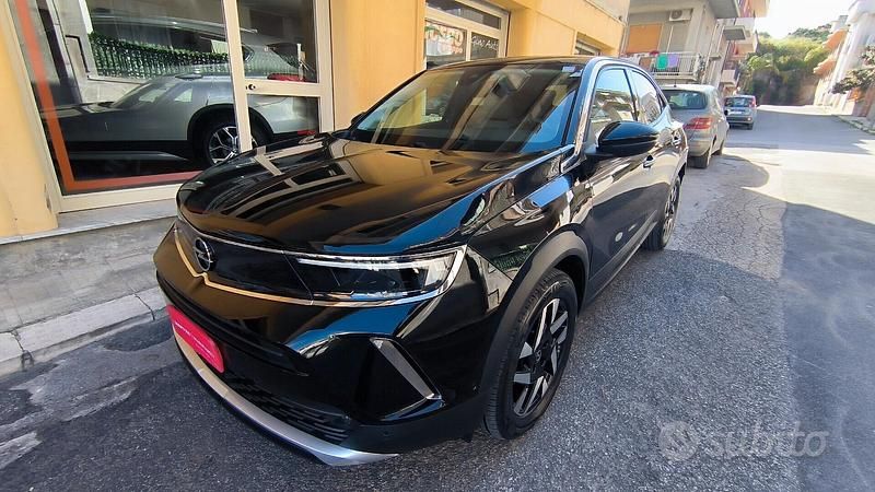 Usata Opel Mokka Elegance 110 CV (80 kW) 2022 Nero SUV