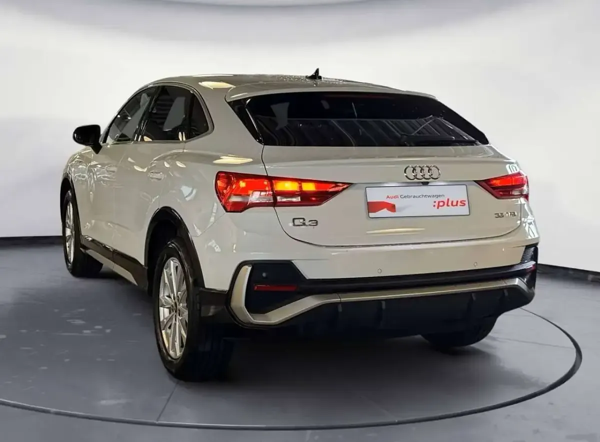 Usata Audi Q3 Sportback S-Line 150 CV (110 kW) 2022 Bianco SUV