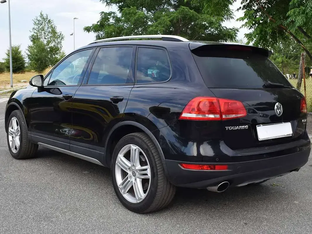 Usata VW Touareg 239 CV (175 kW) 2011 Nero SUV
