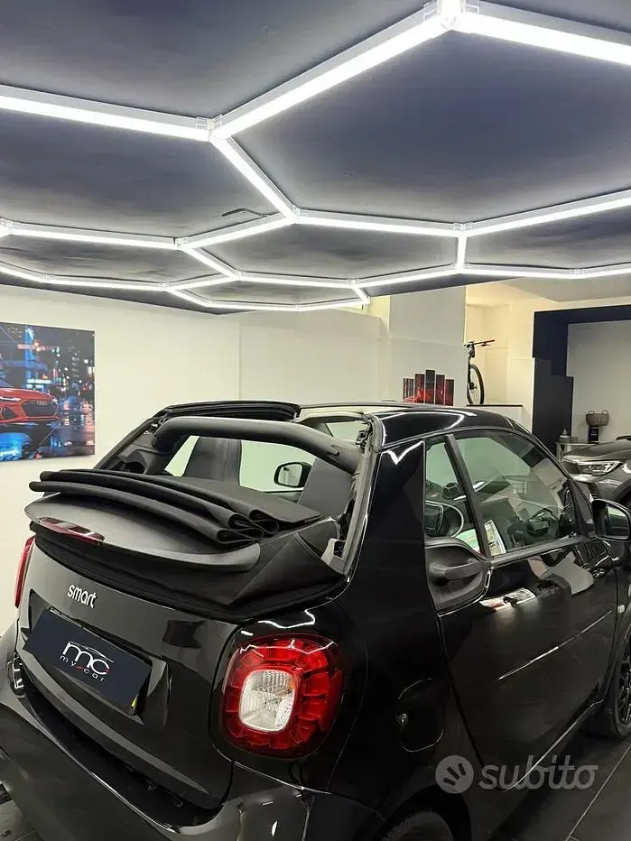 Usata Smart ForTwo Cabrio Prime 90 CV (66 kW) 2017 Nero Cabrio
