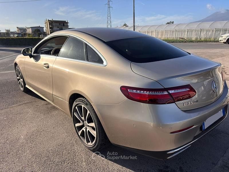 Usata Mercedes S350 258 CV (189 kW) 2017 Beige Coupé