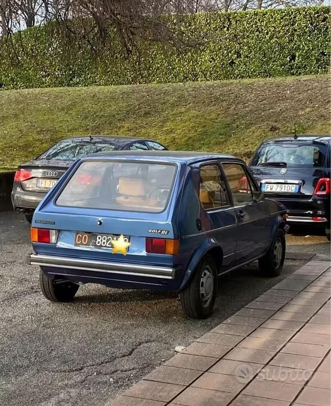 Usata VW Golf I 1980 Blu Utilitaria