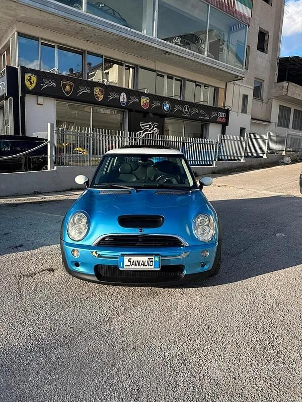 Usata Mini Cooper S 163 CV (119 kW) 2004 Blu Utilitaria