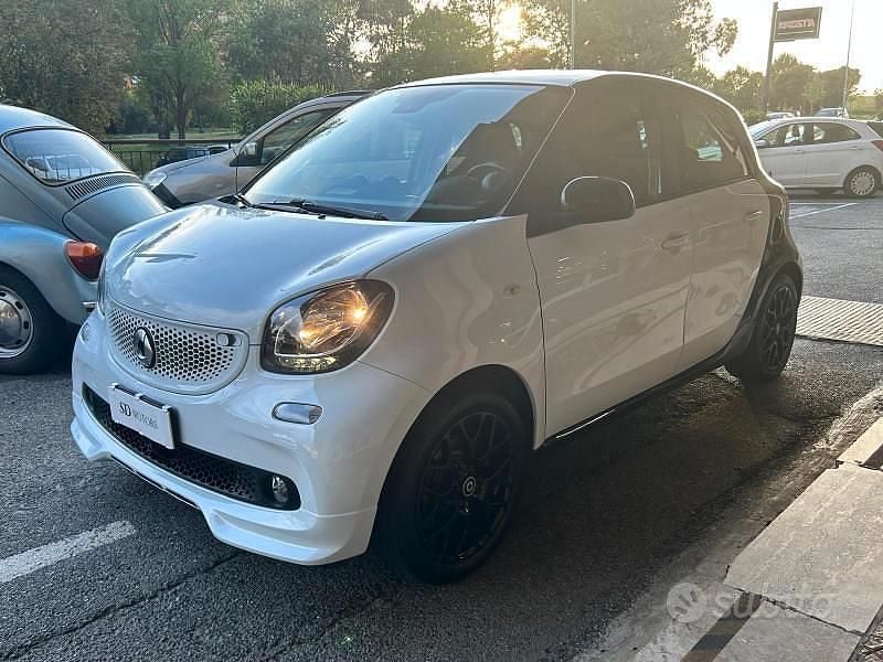 Usata Smart ForFour Superpassion 71 CV (52 kW) 2019 Bianco Utilitaria