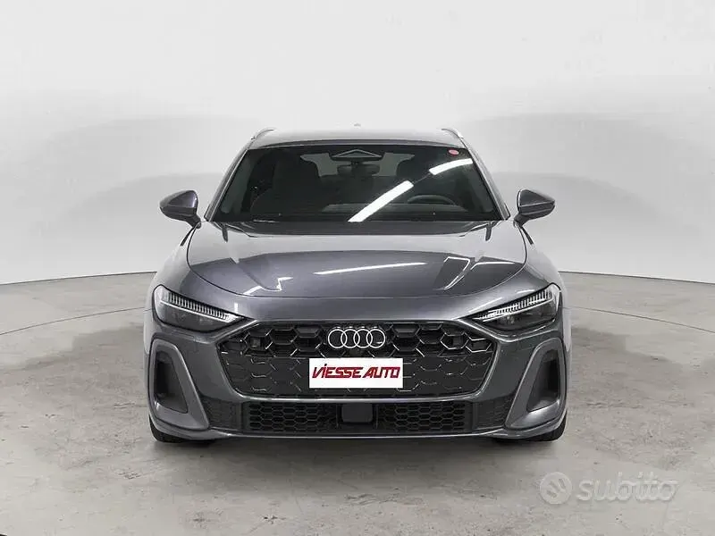 Usata Audi A5 S-Line 150 CV (110 kW) 2025 Nero Station wagon